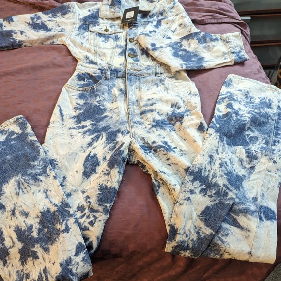 NEW! Denim jumpsuit! - Picture 4 of 7